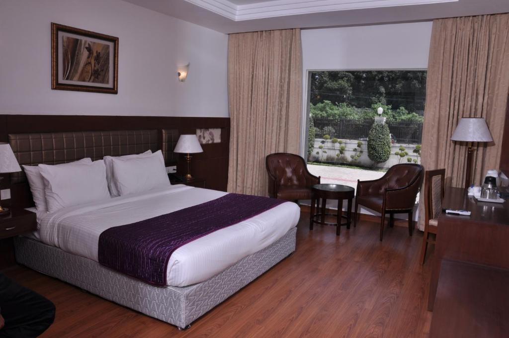 Lilywhite Hotel New Delhi Ruang foto